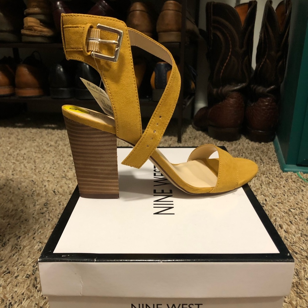 Nine West Mustard Sandals